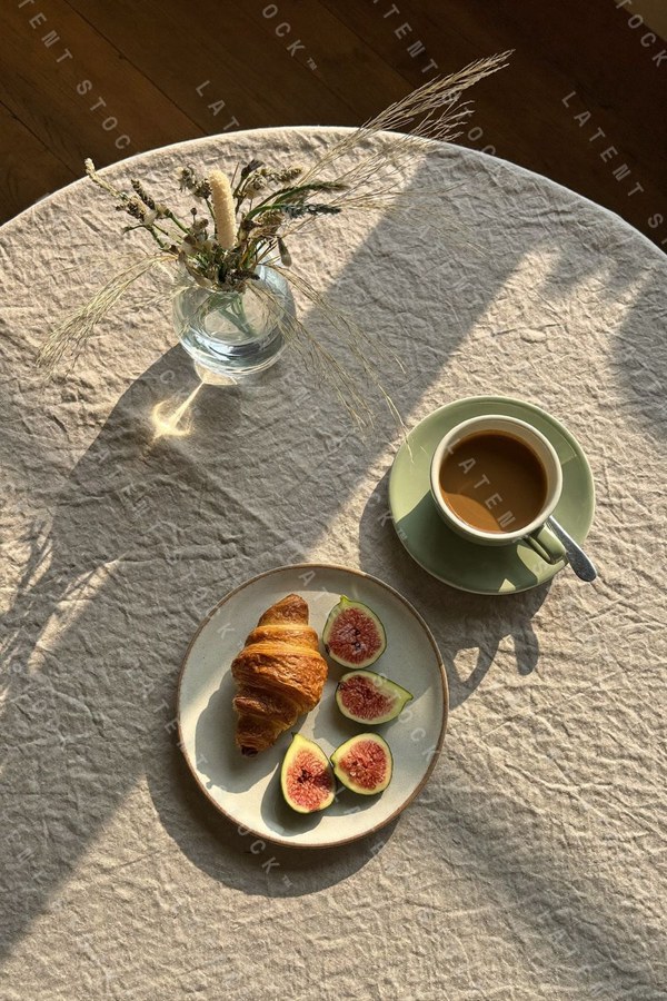 Sunday set cover